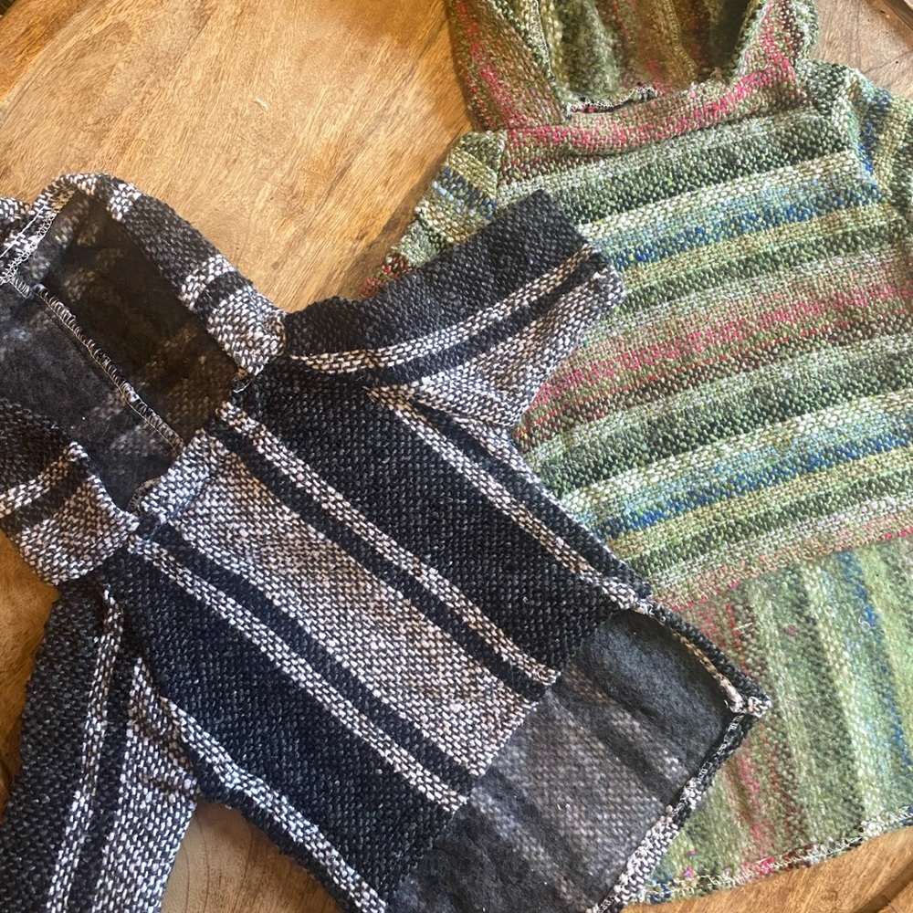 Insanely adorable dog Baja hoodies for your fave stoner pup (NWT)